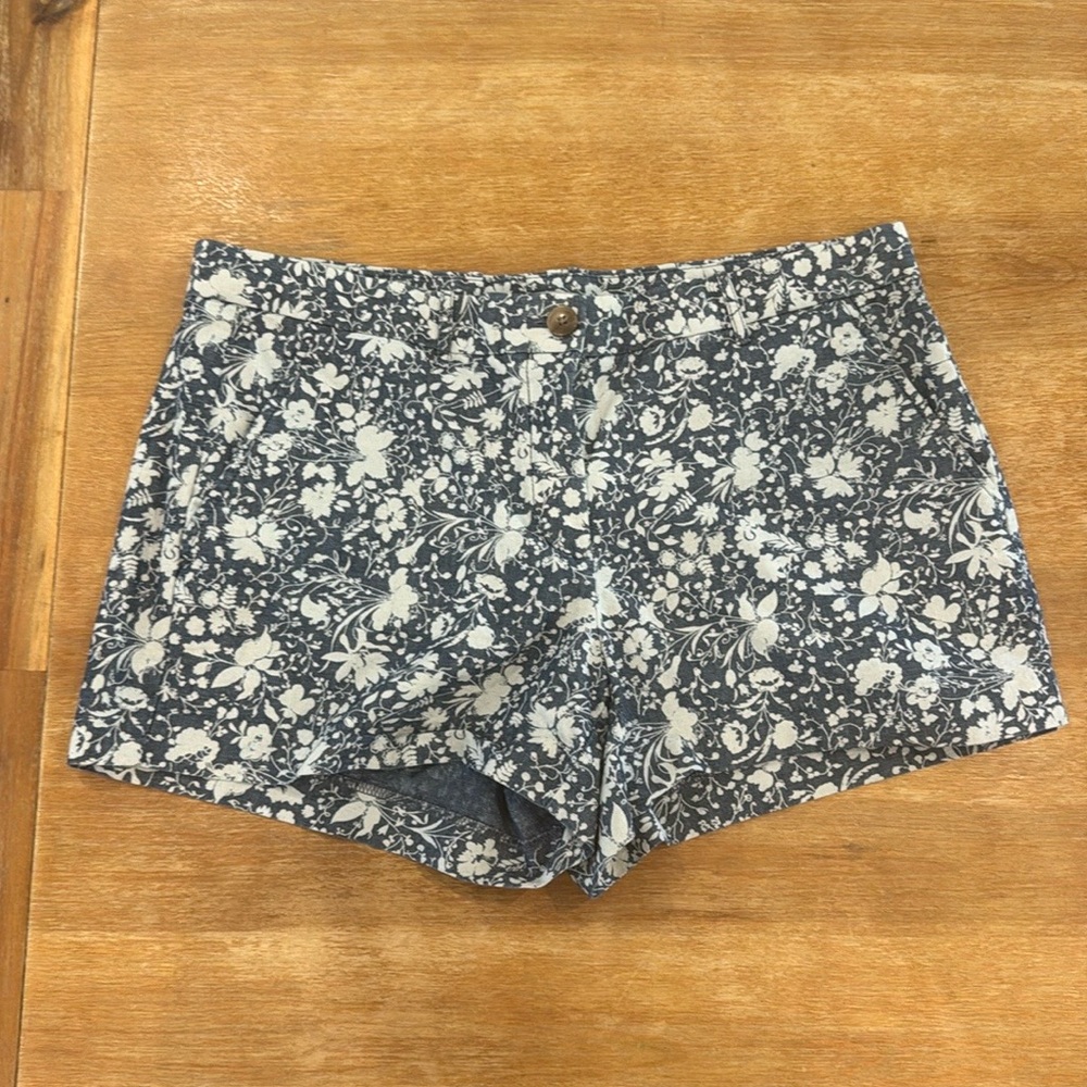 GAP Floral Print Blue and White Women's Shorts